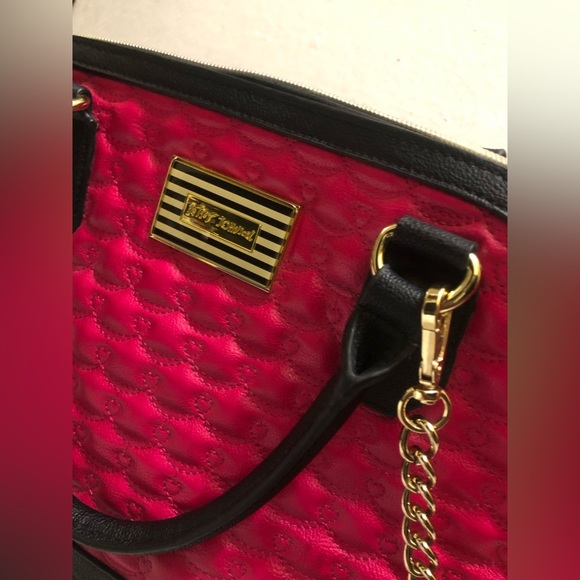 Betsy Johnson Crossbody - Picture 4 of 11